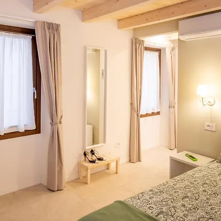 Ca' Del Guasco Apartment