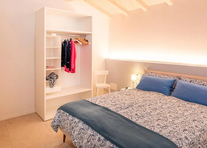 Ca' Del Guasco Apartment