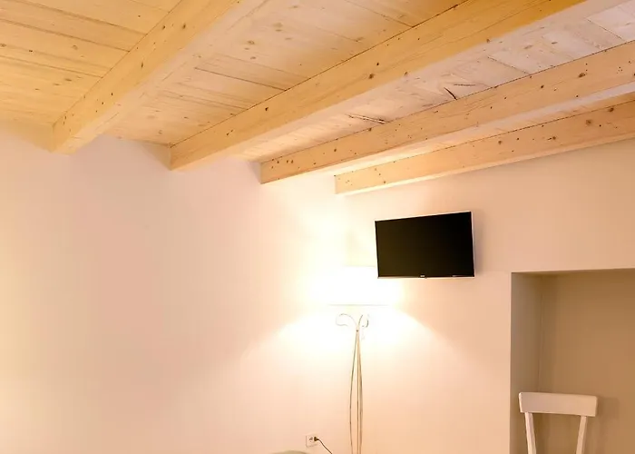 Ca' Del Guasco Apartment *