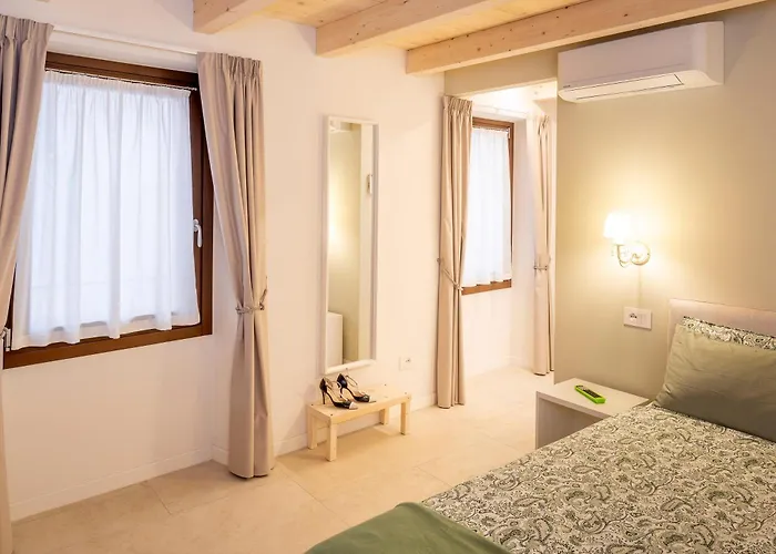 Ca' Del Guasco Apartment